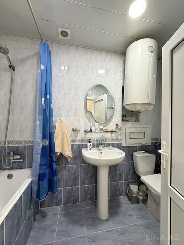 Satılır 4 otaqlı köhnə tikili 100 m², Bakıxanov q., photo 17 from 27