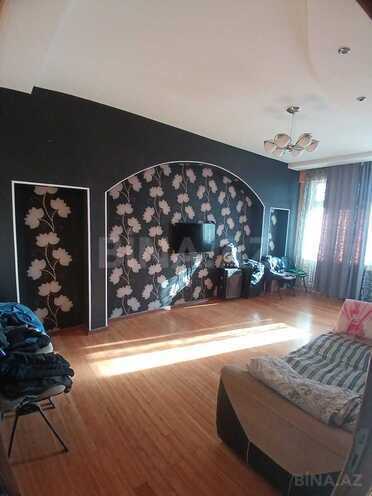 Продаётся 3-комн. новостройка 95 м², м. Кара Караев, photo 1 from 9