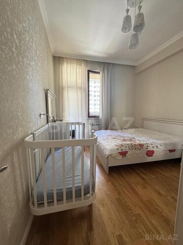 Продаётся 3-комн. новостройка 105 м², м. Кара Караев, photo 6 from 15