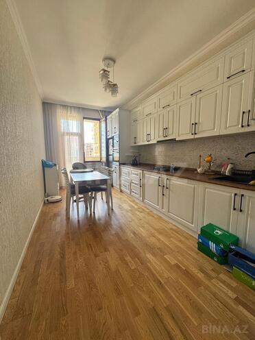 Продаётся 3-комн. новостройка 105 м², м. Кара Караев, photo 9 from 15