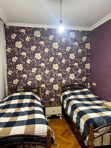 Продаётся 3-комн. вторичка 75 м², м. Ази Асланов, photo 5 from 14