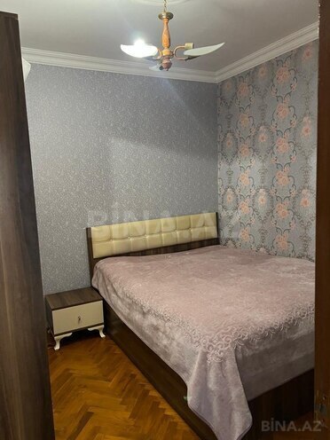 Продаётся 3-комн. вторичка 75 м², м. Ази Асланов, photo 3 from 14