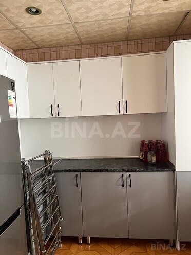 Продаётся 3-комн. вторичка 75 м², м. Ази Асланов, photo 10 from 14