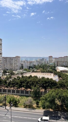 Продаётся 5-комн. вторичка 110 м², м. Ази Асланов, photo 7 from 8