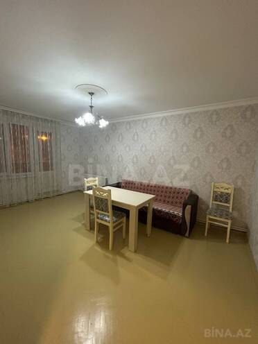 Продаётся 3-комн. вторичка 75 м², м. Низами, photo 1 from 18