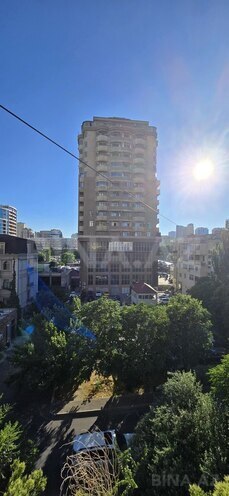 Продаётся 3-комн. вторичка 75 м², м. Низами, photo 11 from 20