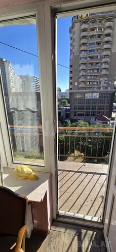 Продаётся 3-комн. вторичка 75 м², м. Низами, photo 17 from 20