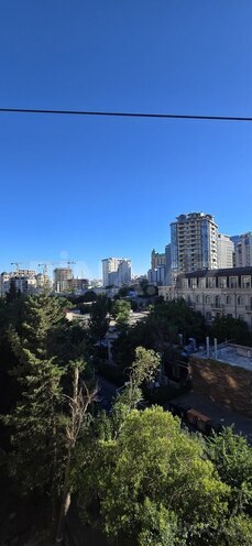 Продаётся 3-комн. вторичка 75 м², м. Низами, photo 14 from 20