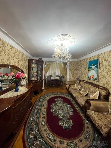 Продаётся 3-комн. вторичка 70 м², м. Низами, photo 4 from 19