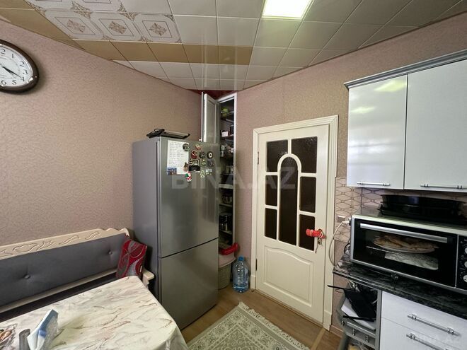 Продаётся 4-комн. вторичка 90 м², м. Ази Асланов, photo 22 from 27