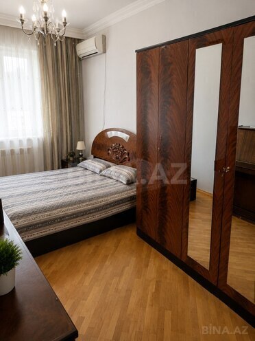 İcarəyə verilir 3 otaqlı köhnə tikili 80 m², 20 Yanvar m., photo 1 from 12