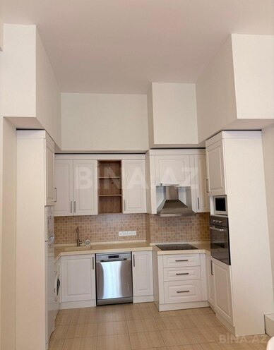 Сдаётся 4-комн. новостройка 220 м², м. Низами, photo 16 from 23