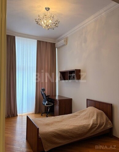 Сдаётся 4-комн. новостройка 220 м², м. Низами, photo 12 from 23
