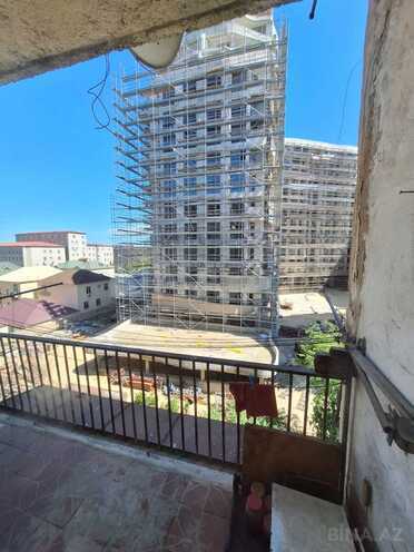 Satılır 4 otaqlı köhnə tikili 72 m², Bakıxanov q., photo 18 from 20
