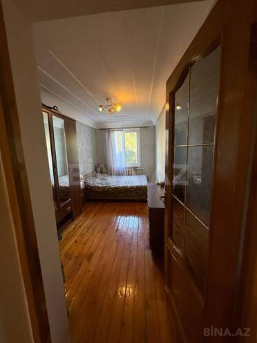Продаётся 3-комн. вторичка 60 м², м. Иншаатчылар, photo 4 from 8