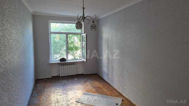 Satılır 2 otaqlı köhnə tikili 50 m², İnşaatçılar m., photo 6 from 14
