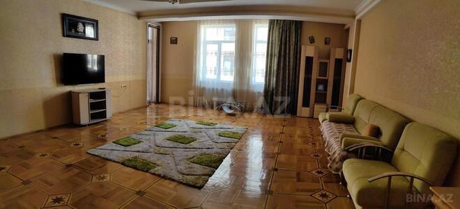 İcarəyə verilir 3 otaqlı yeni tikili 176 m², 28 May m., photo 3 from 12