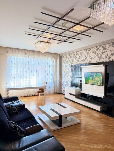 İcarəyə verilir 3 otaqlı yeni tikili 150 m², Gənclik m., photo 1 from 15