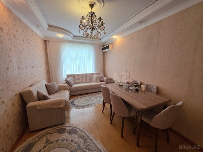 Продаётся 2-комн. вторичка 65 м², м. Ази Асланов, photo 3 from 10