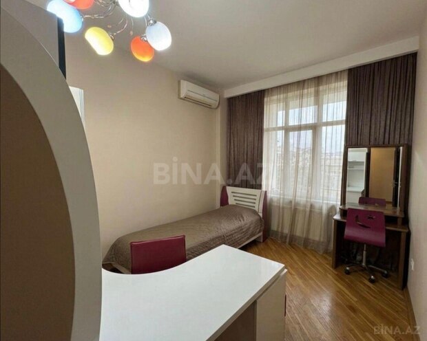 Продаётся 3-комн. новостройка 150 м², м. Ази Асланов, photo 10 from 19
