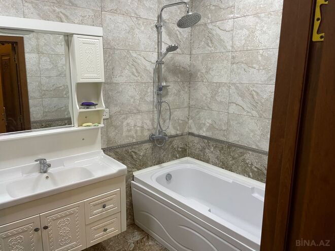 Сдаётся 4-комн. новостройка 130 м², м. Нариман Нариманов, photo 18 from 23