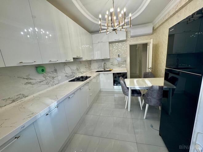 Сдаётся 3-комн. новостройка 130 м², м. Кара Караев, photo 11 from 24