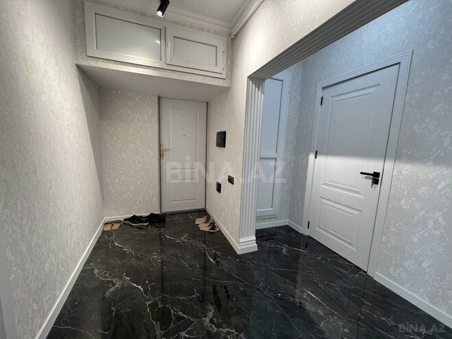 Продаётся 3-комн. вторичка 75 м², м. 20 января, photo 1 from 17