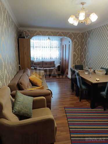 Satılır 2 otaqlı köhnə tikili 60 m², Xalqlar Dostluğu m., photo 4 from 10