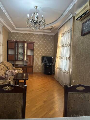 Сдаётся 3-комн. вторичка 85 м², м. Нариман Нариманов, photo 1 from 23