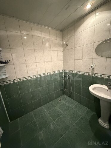 Satılır 2 otaqlı köhnə tikili 61 m², Xalqlar Dostluğu m., photo 10 from 15