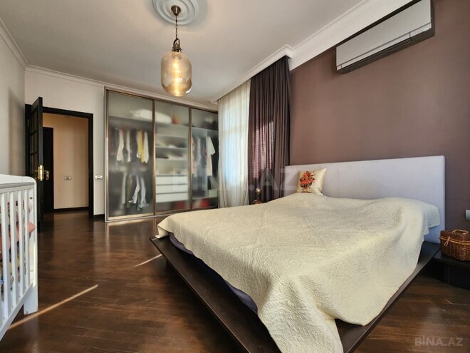 İcarəyə verilir 3 otaqlı yeni tikili 130 m², 28 May m., photo 10 from 14