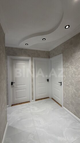 Продаётся 3-комн. вторичка 85 м², пос. Бакиханова, photo 1 from 17
