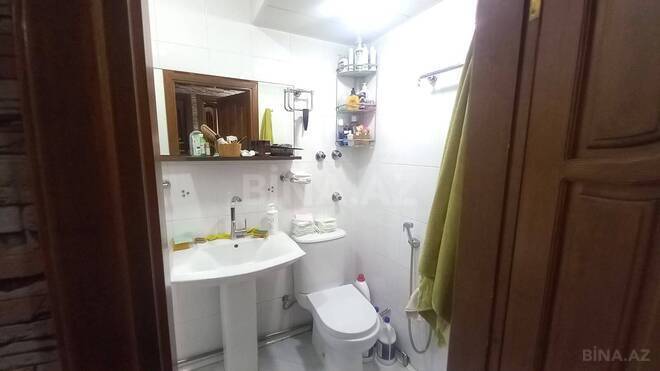 Продаётся 2-комн. вторичка 42 м², м. Элмляр Академиясы, photo 11 from 13