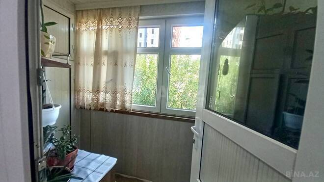 Продаётся 2-комн. вторичка 42 м², м. Элмляр Академиясы, photo 8 from 13