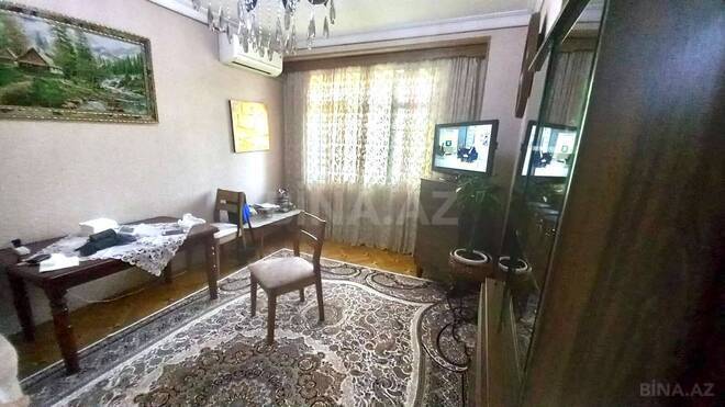 Продаётся 2-комн. вторичка 42 м², м. Элмляр Академиясы, photo 3 from 13