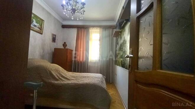 Продаётся 2-комн. вторичка 42 м², м. Элмляр Академиясы, photo 9 from 13