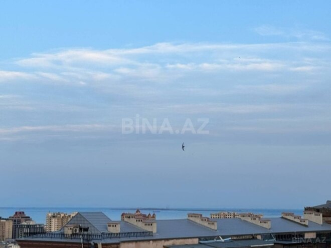 Продаётся 3-комн. вторичка 90 м², м. Низами, photo 3 from 10