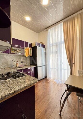 Продаётся 3-комн. вторичка 90 м², м. Низами, photo 6 from 10