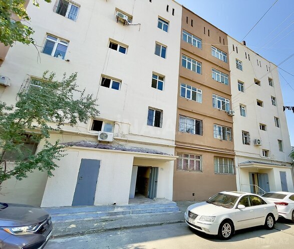 Продаётся 3-комн. вторичка 80 м², м. Кара Караев, photo 29 from 32