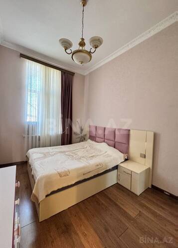 Satılır 3 otaqlı köhnə tikili 75 m², Nizami m., photo 4 from 10