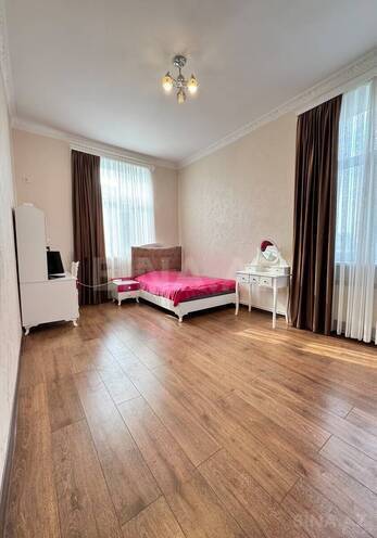 Satılır 3 otaqlı köhnə tikili 75 m², Nizami m., photo 5 from 10