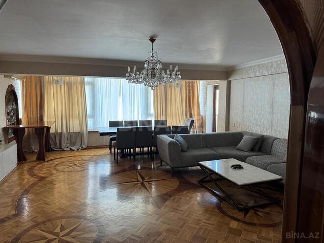 İcarəyə verilir 4 otaqlı köhnə tikili 100 m², Gənclik m., photo 1 from 15