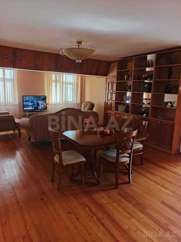 Satılır 3 otaqlı köhnə tikili 70 m², 28 May m., photo 3 from 18