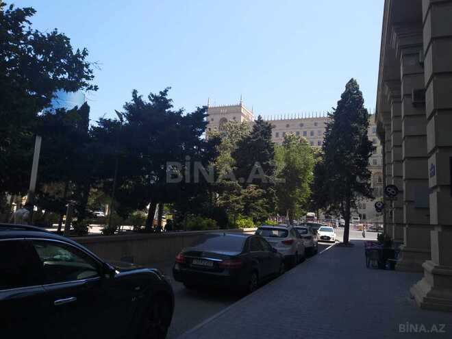 Satılır 3 otaqlı köhnə tikili 70 m², 28 May m., photo 16 from 18