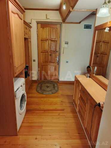 Satılır 3 otaqlı köhnə tikili 70 m², 28 May m., photo 14 from 18