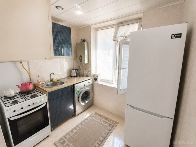 Сдаётся 1-комн. вторичка 50 м², м. Кара Караев, photo 4 from 8