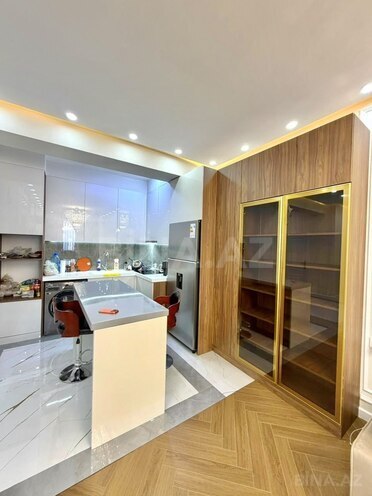 Сдаётся 3-комн. новостройка 105 м², м. Кара Караев, photo 9 from 14