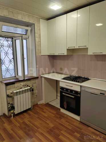 Satılır 4 otaqlı köhnə tikili 90 m², Bakıxanov q., photo 16 from 25