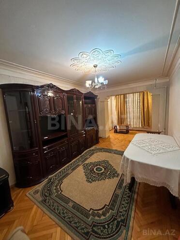 İcarəyə verilir 3 otaqlı köhnə tikili 90 m², Nizami m., photo 1 from 9