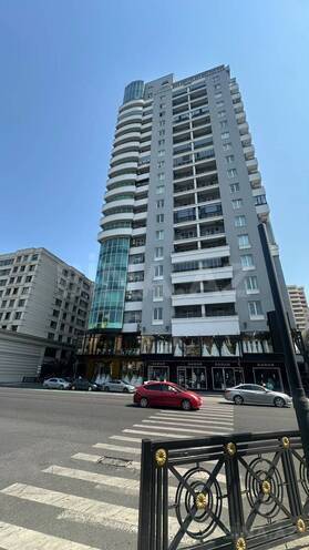 Сдаётся 4-комн. новостройка 235 м², м. 28 мая, photo 1 from 28